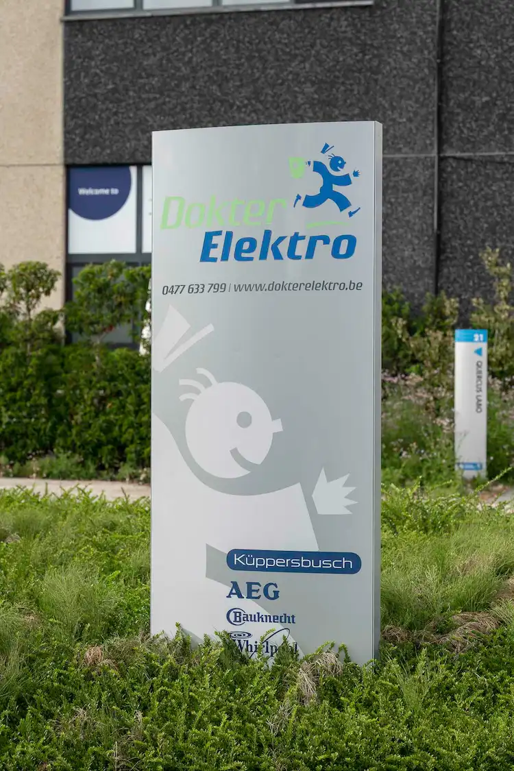 bedrijfspand-dokter-elektro-gent-DSC08688